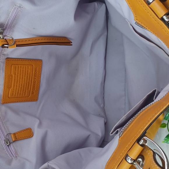 Coach F15045 Pleated Soho Y2K Shoulder Bag - Picture 5 of 15